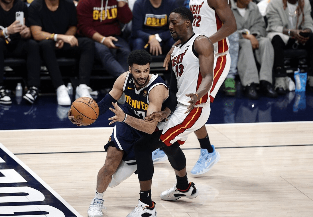 详细阅读:开云登录入口-穆雷在热火比赛中伤愈复出山东男篮扳平良机之后,广州队战术微调备战CBA季后赛的简单介绍 开云登录入口-穆雷在热火比赛中伤愈复出山东男篮扳平良机之后,广州队战术微调备战CBA季后赛的简单介绍